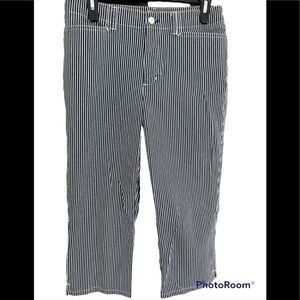 𝅺CHAPS Capri/crop pants, blue with white stripes, cotton spandex blend, size 6
